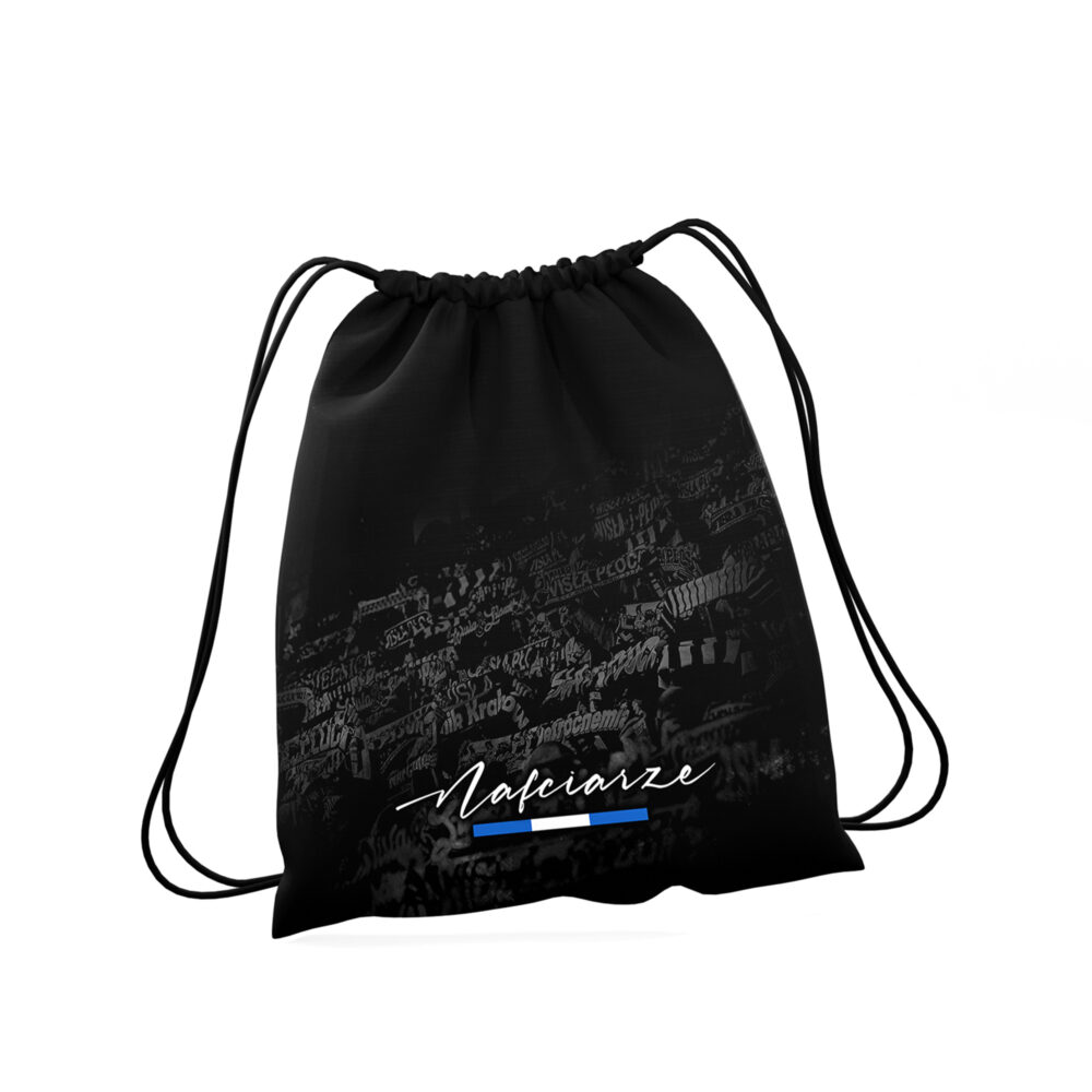 Czarny worek na sznurek z grafiką tłumu w tle i napisem „Nafciarze” oraz niebieskim paskiem u dołu.