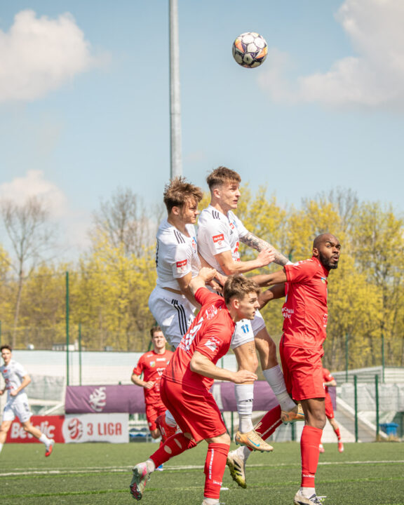 III liga. Hat-trick Bielki z Wikielcem!